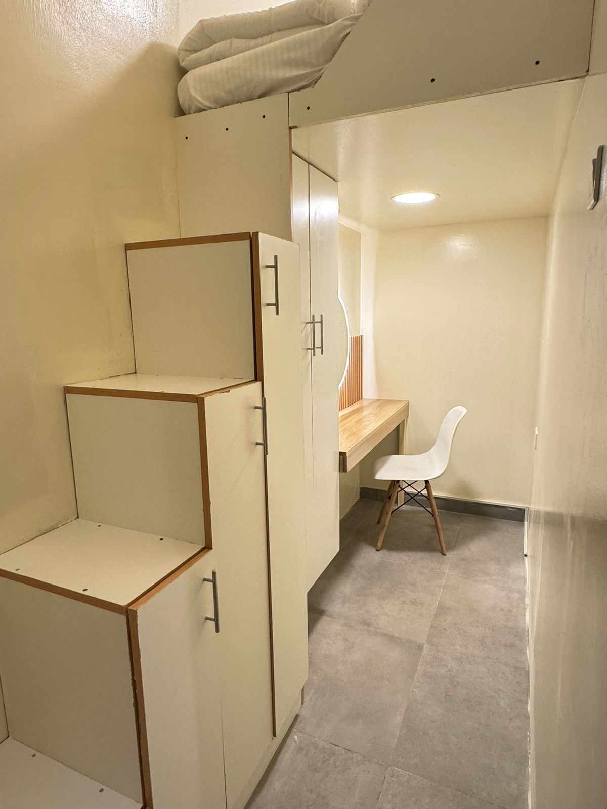 1 BR Apartment | Partition Room 813 PT 6
