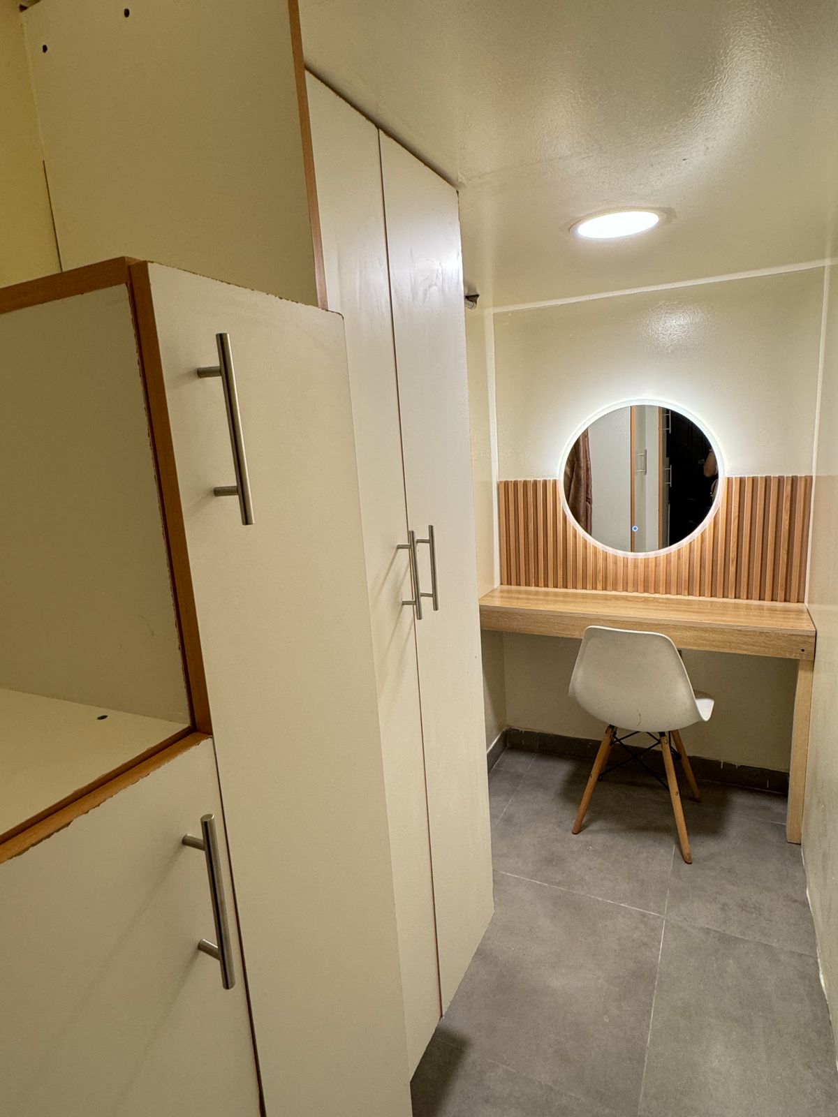 1 BR Apartment | Partition Room 813 PT 7