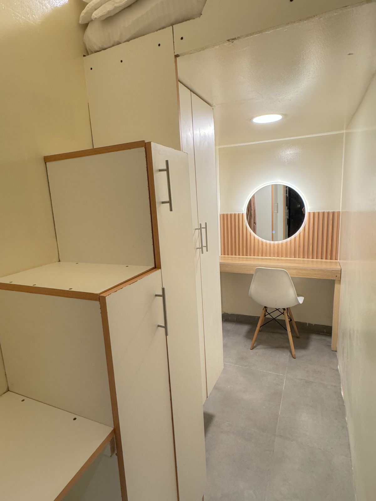 1 BR Apartment | Partition Room 813 PT 7