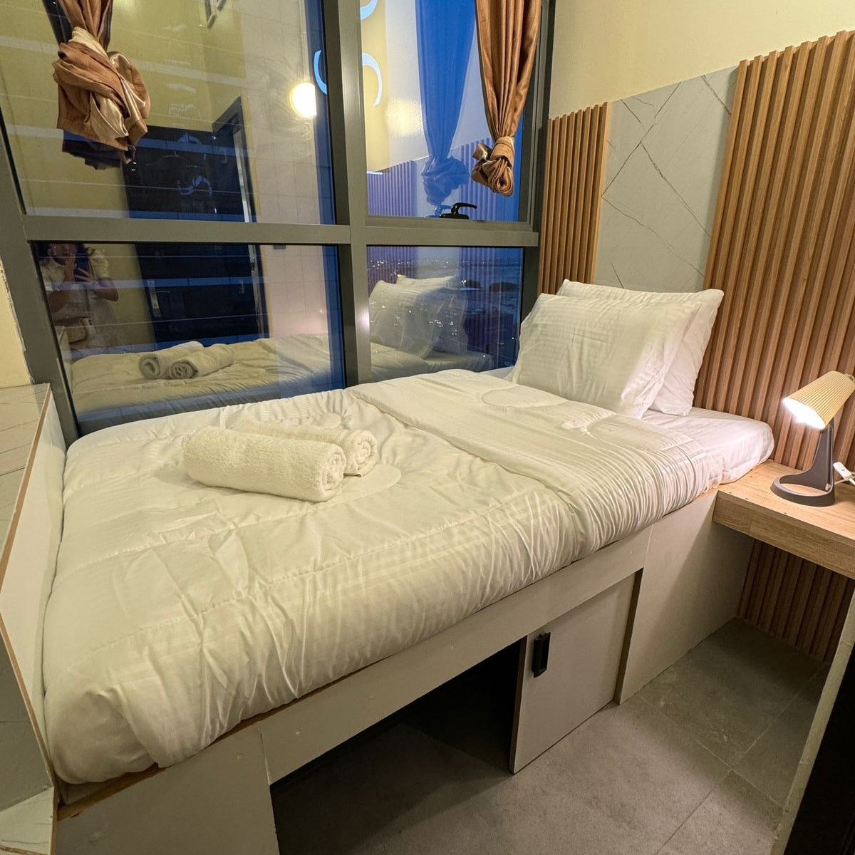 1 BR Apartment | Partition Room 813 PT 4