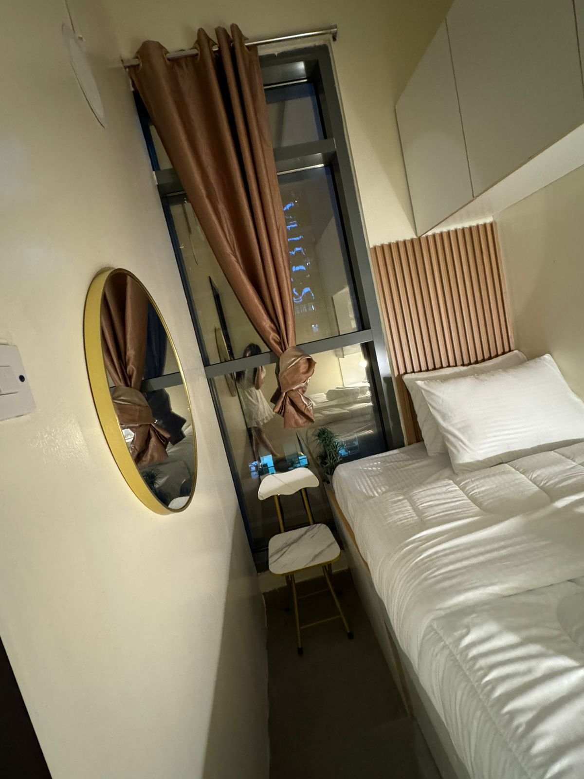 1 BR Apartment | Partition Room 813 PT 3