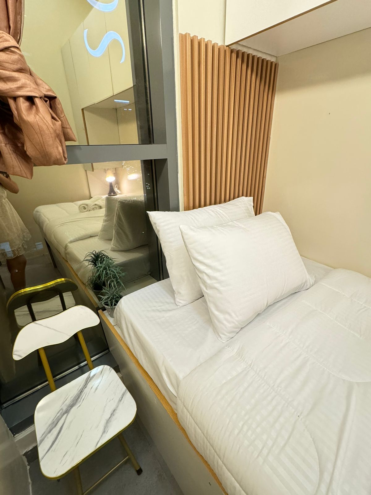 1 BR Apartment | Partition Room 813 PT 3