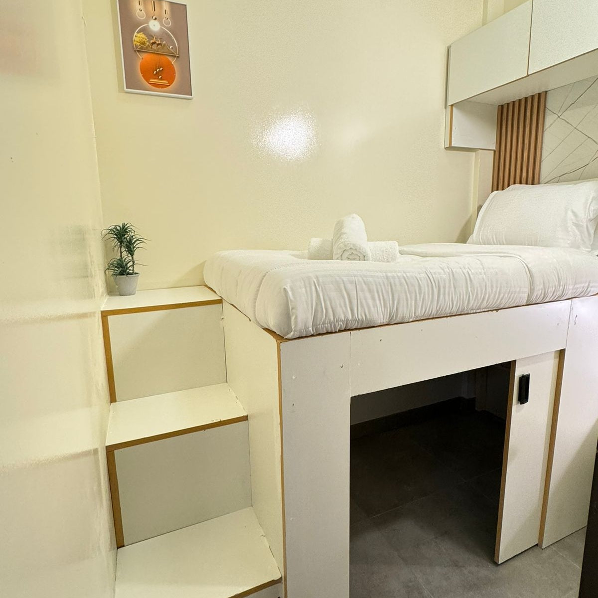 1 BR Apartment | Partition Room 813 PT 2