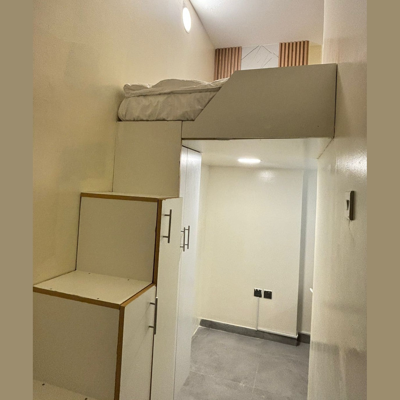 1 BR Apartment | Partition Room 813 PT 5