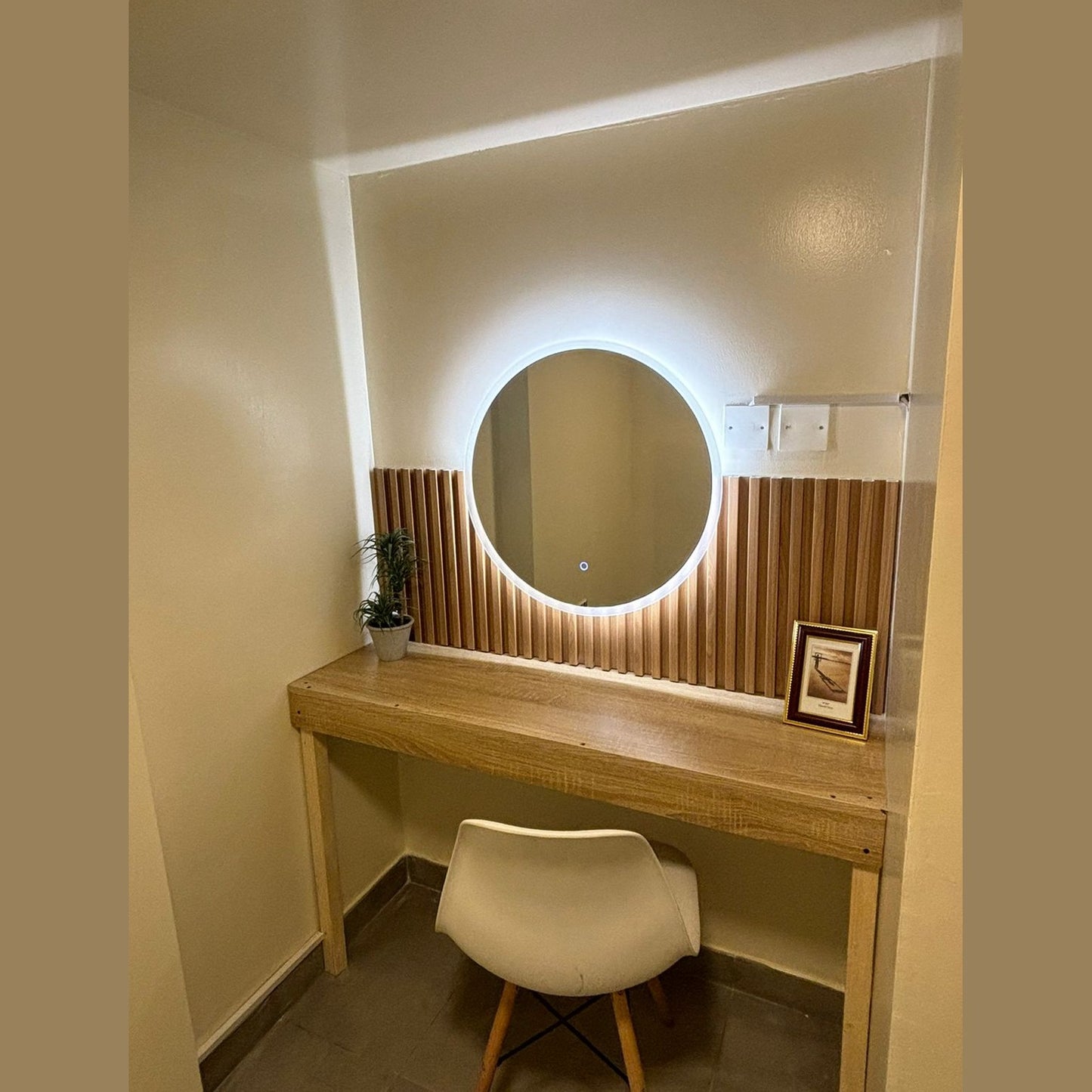 1 BR Apartment | Partition Room 813 PT 5