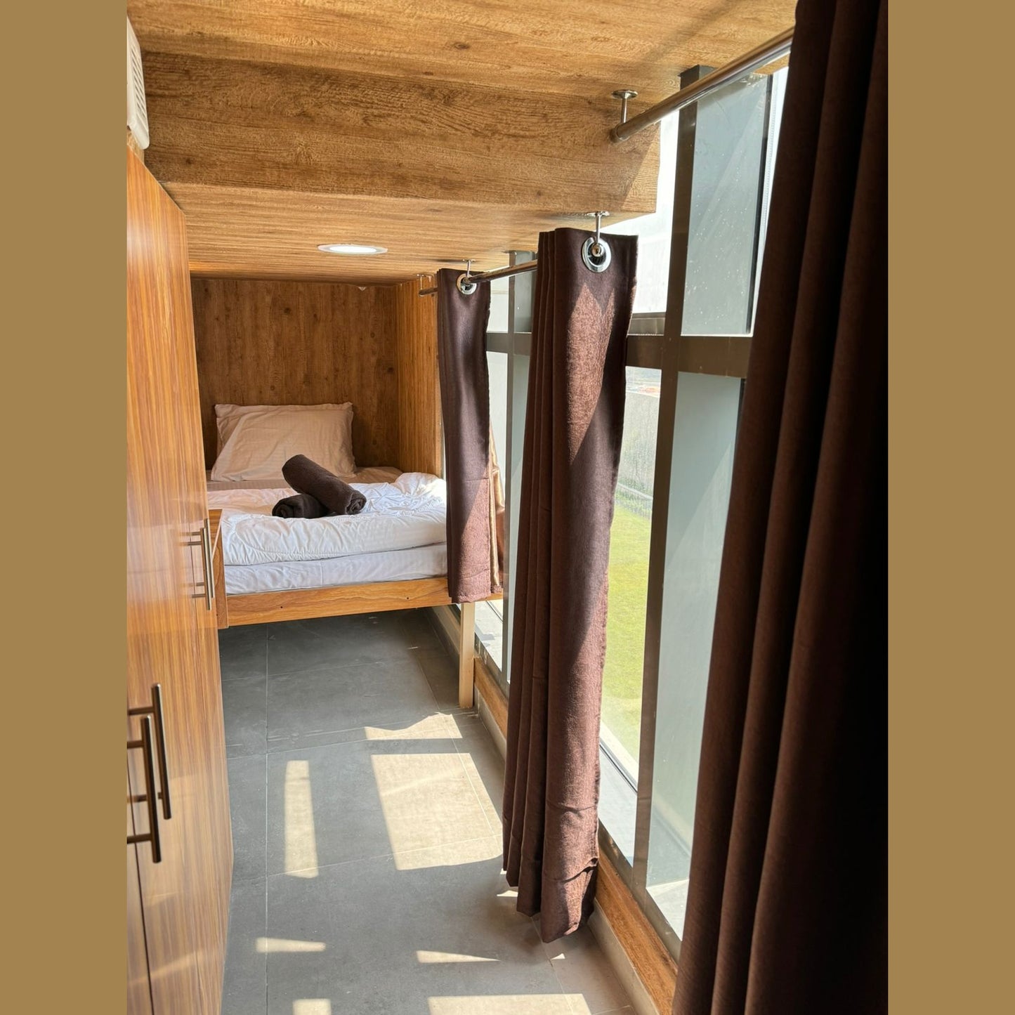 1 BR Apartment |Capsule Room 305 (with window)
