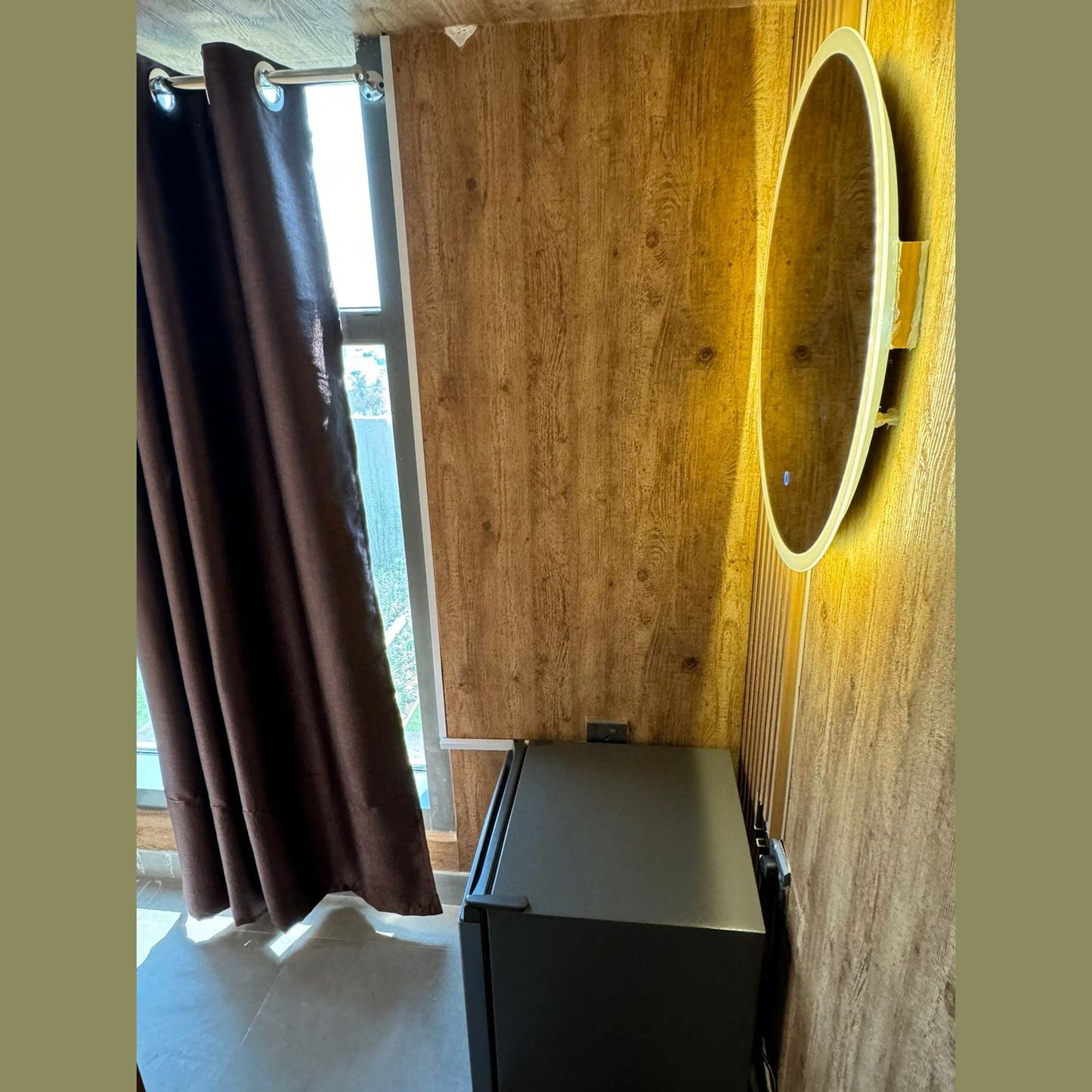 1 BR Apartment |Capsule Room 305 (with window)