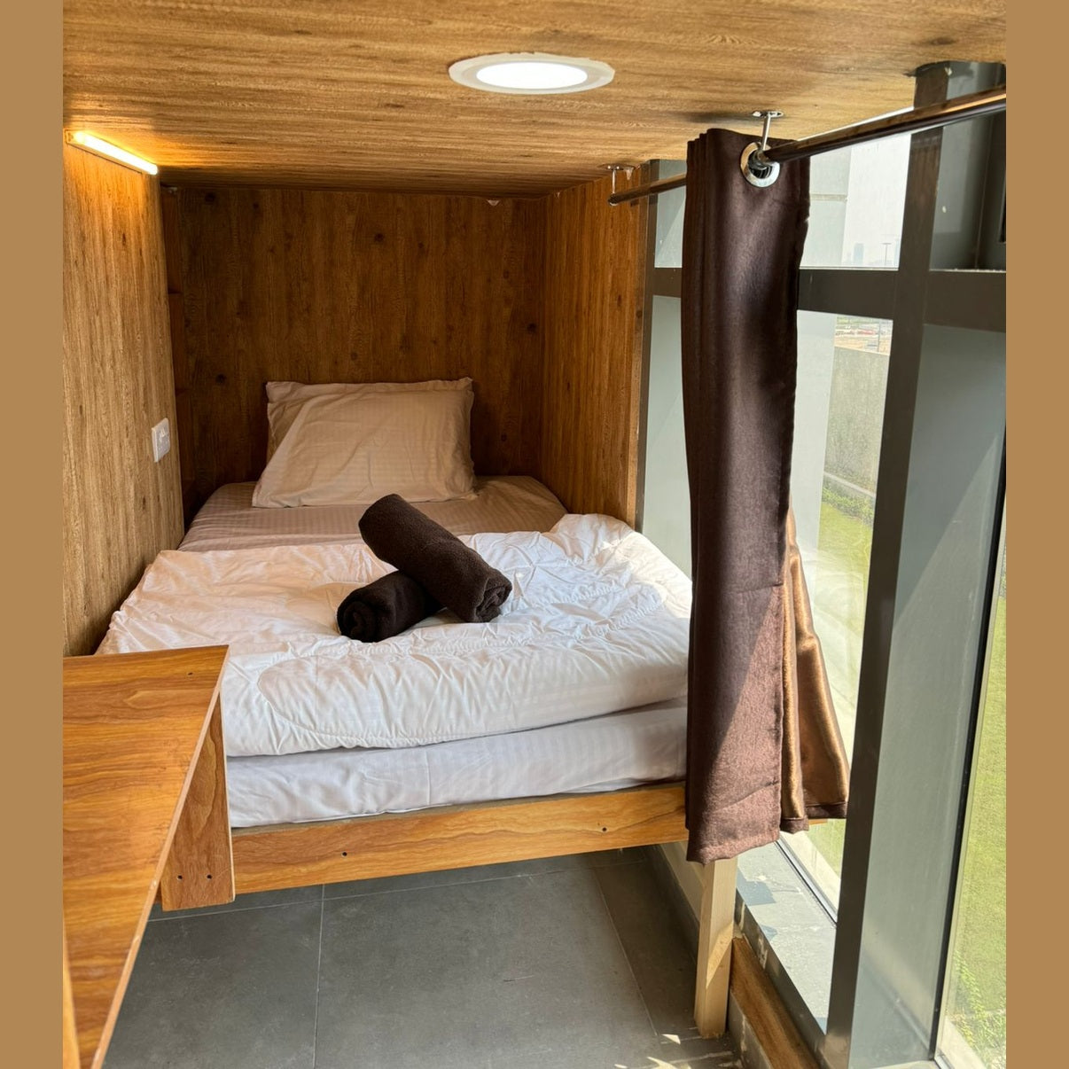 1 BR Apartment |Capsule Room 305 (with window)