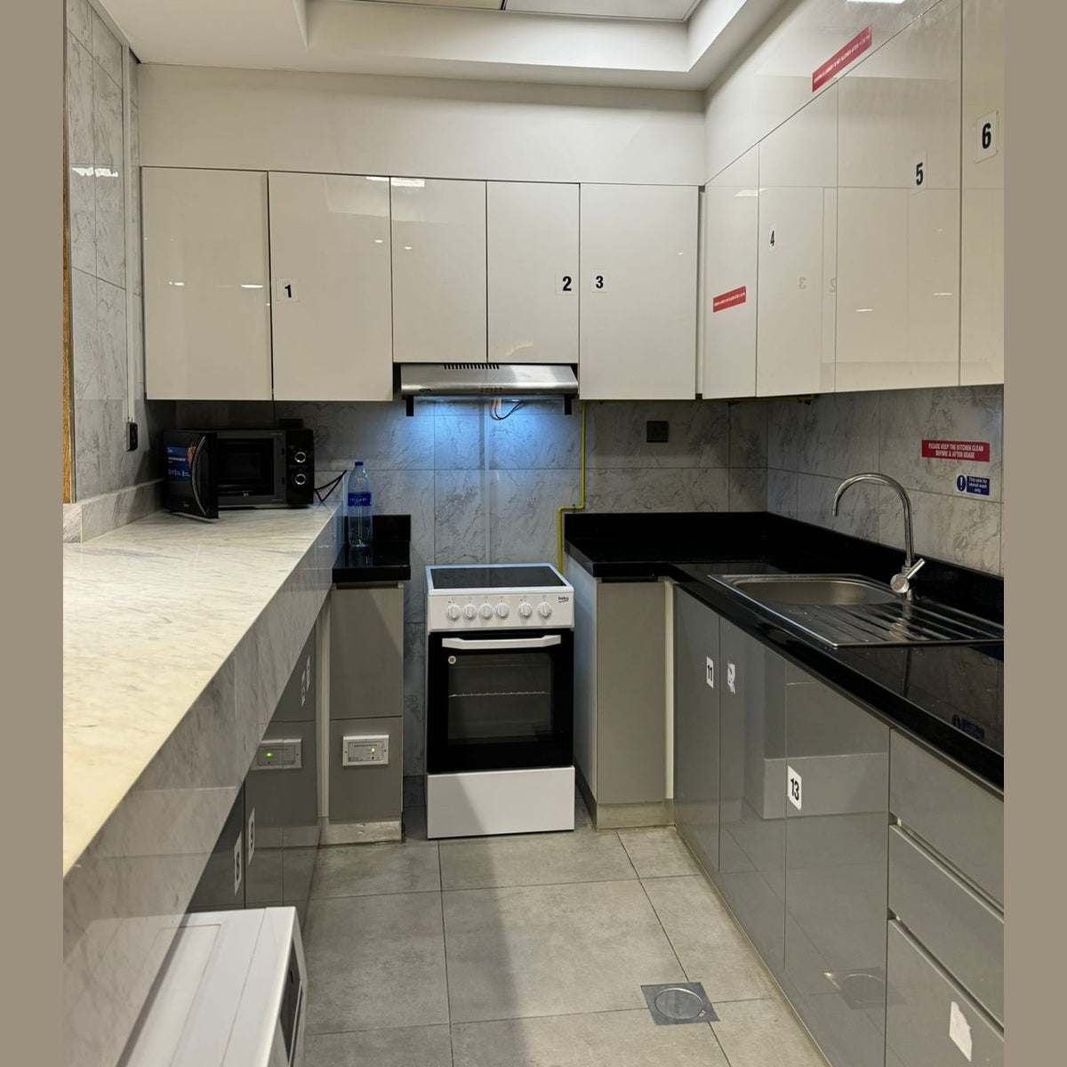 1 BR Apartment |Capsule Room 305 (Down)