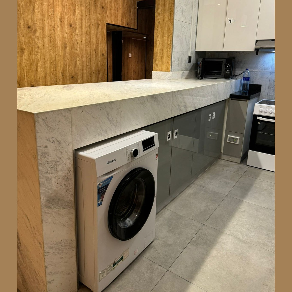 1 BR Apartment |Capsule Room 305 (Down)