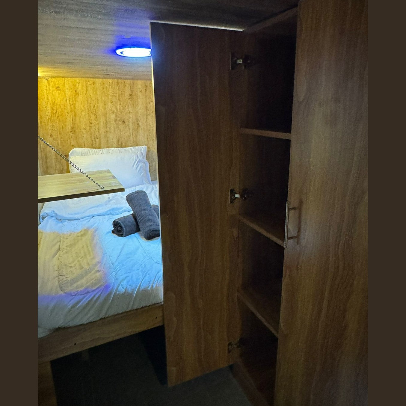 1 BR Apartment |Capsule Room 305 (Down)
