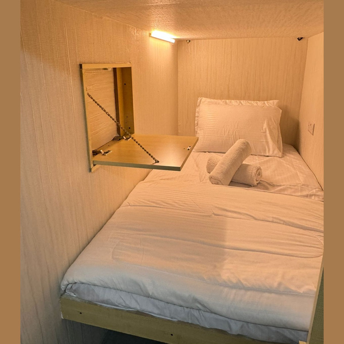 1 BR Apartment |Capsule Room 513 (Down)