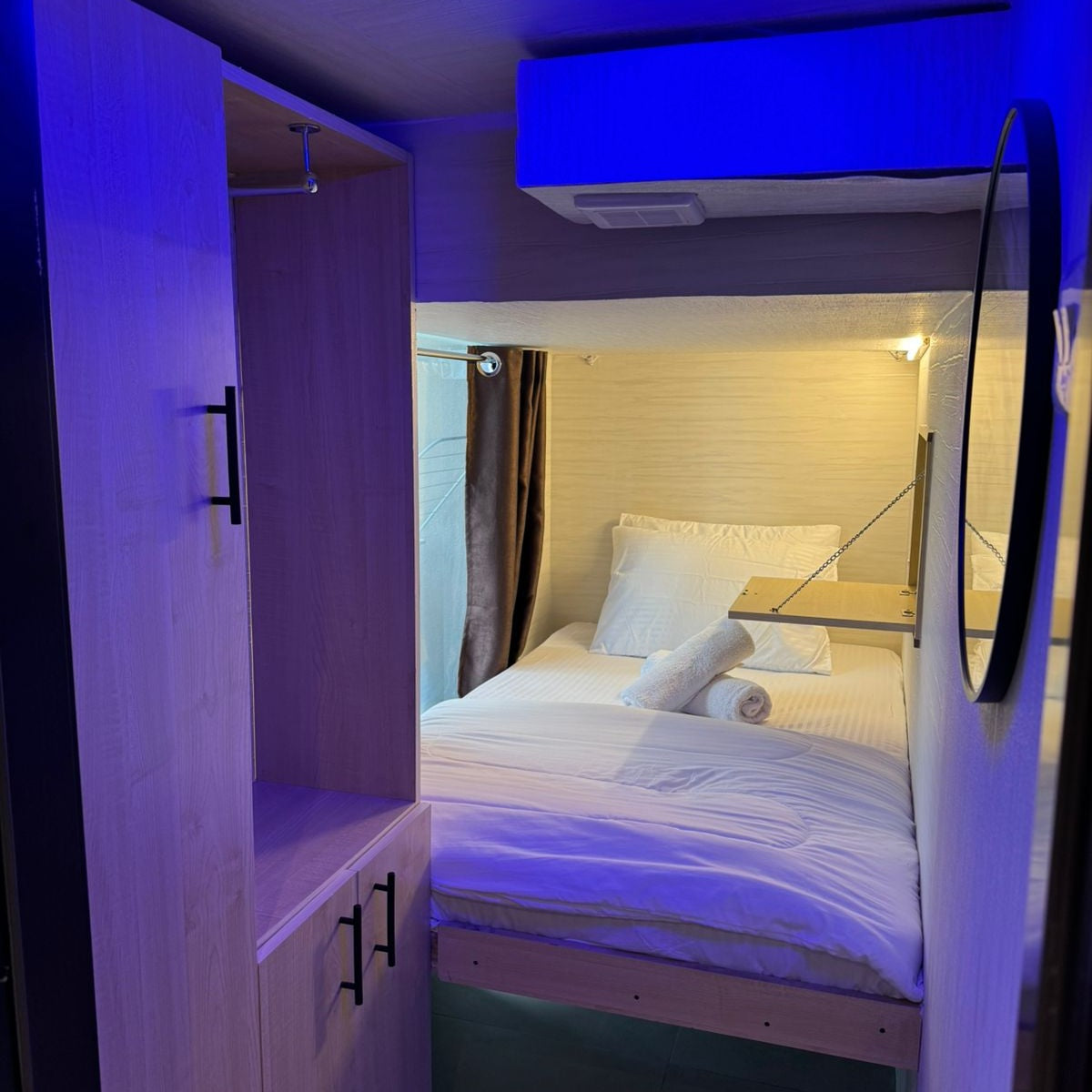 1 BR Apartment |Capsule Room 513 (with window)