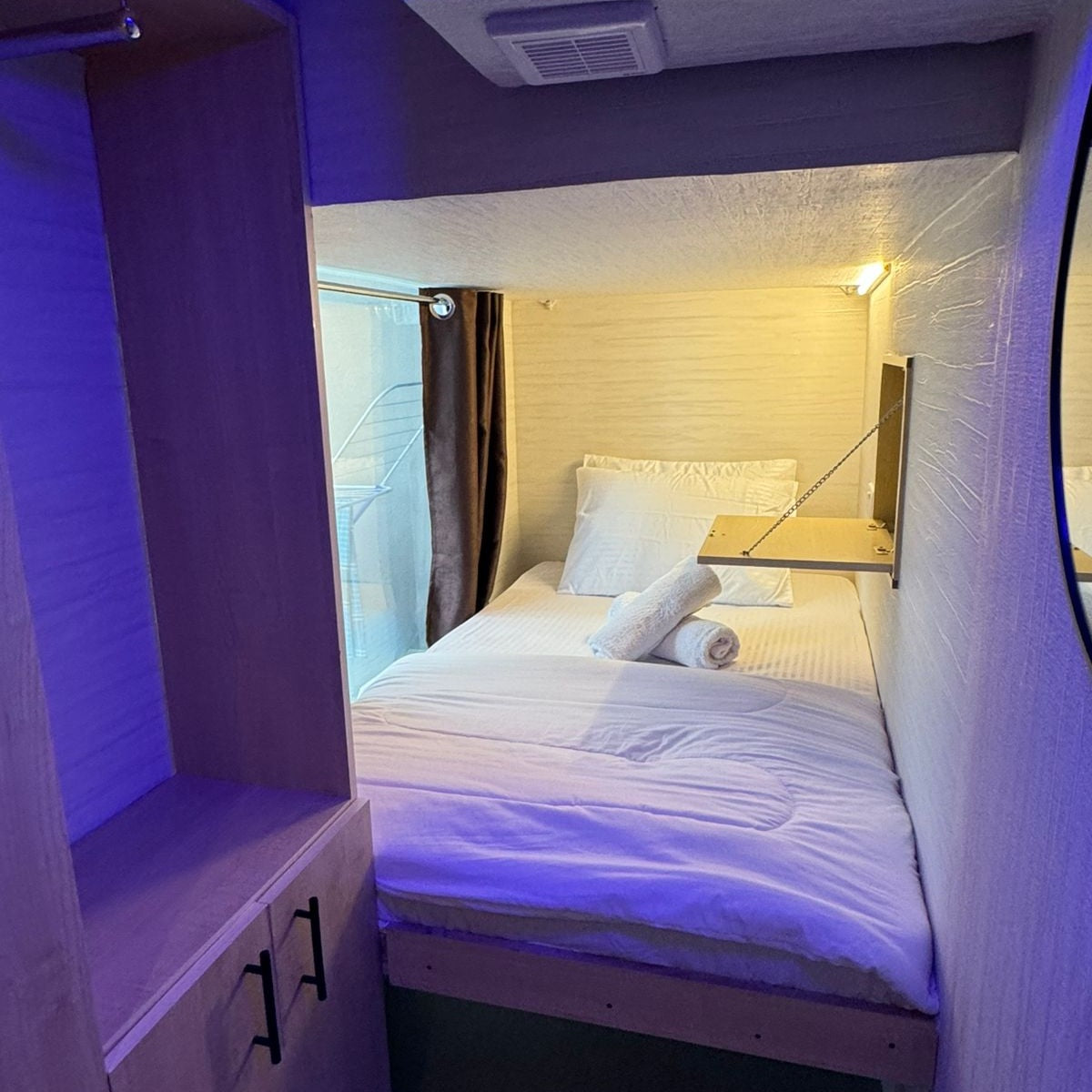 1 BR Apartment |Capsule Room 513 (with window)