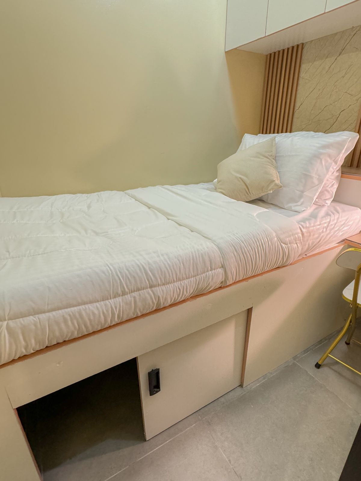 1 BR Apartment | Partition Room 809 PT 2