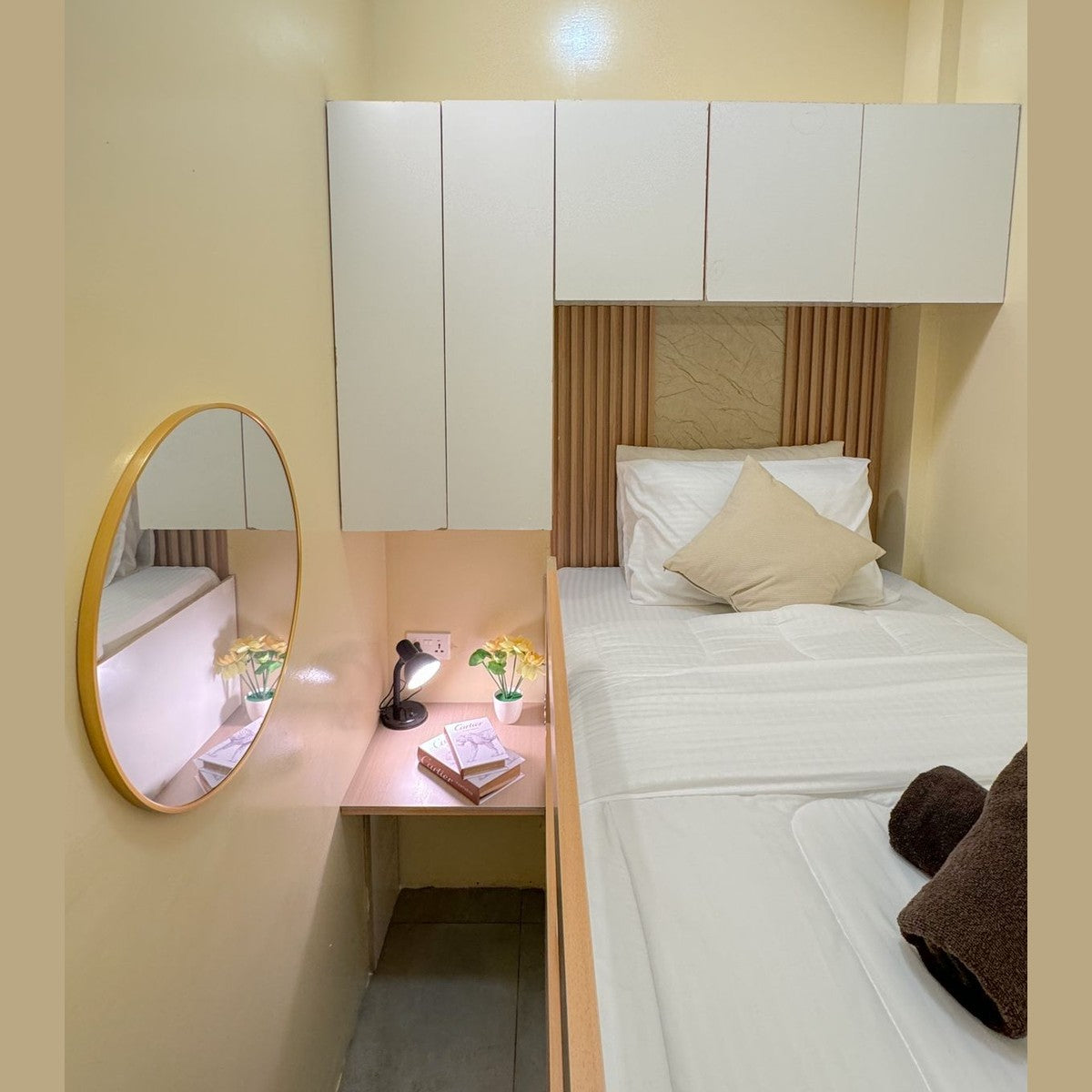 1 BR Apartment | Partition Room 809 PT 1