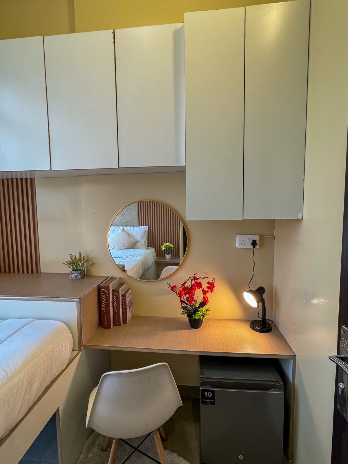 1 BR Apartment | Partition Room 809 PT 3