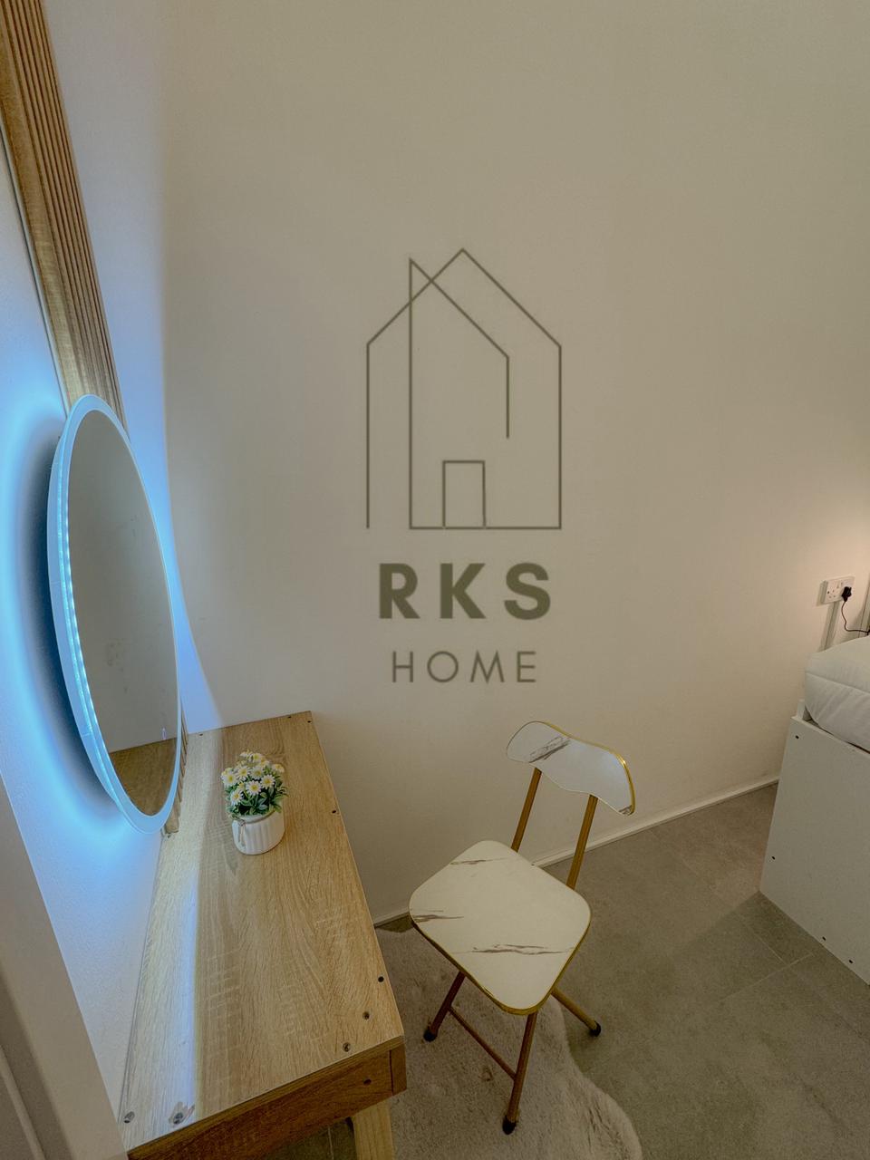 1 BR Apartment | Partition Room 405 PT 5