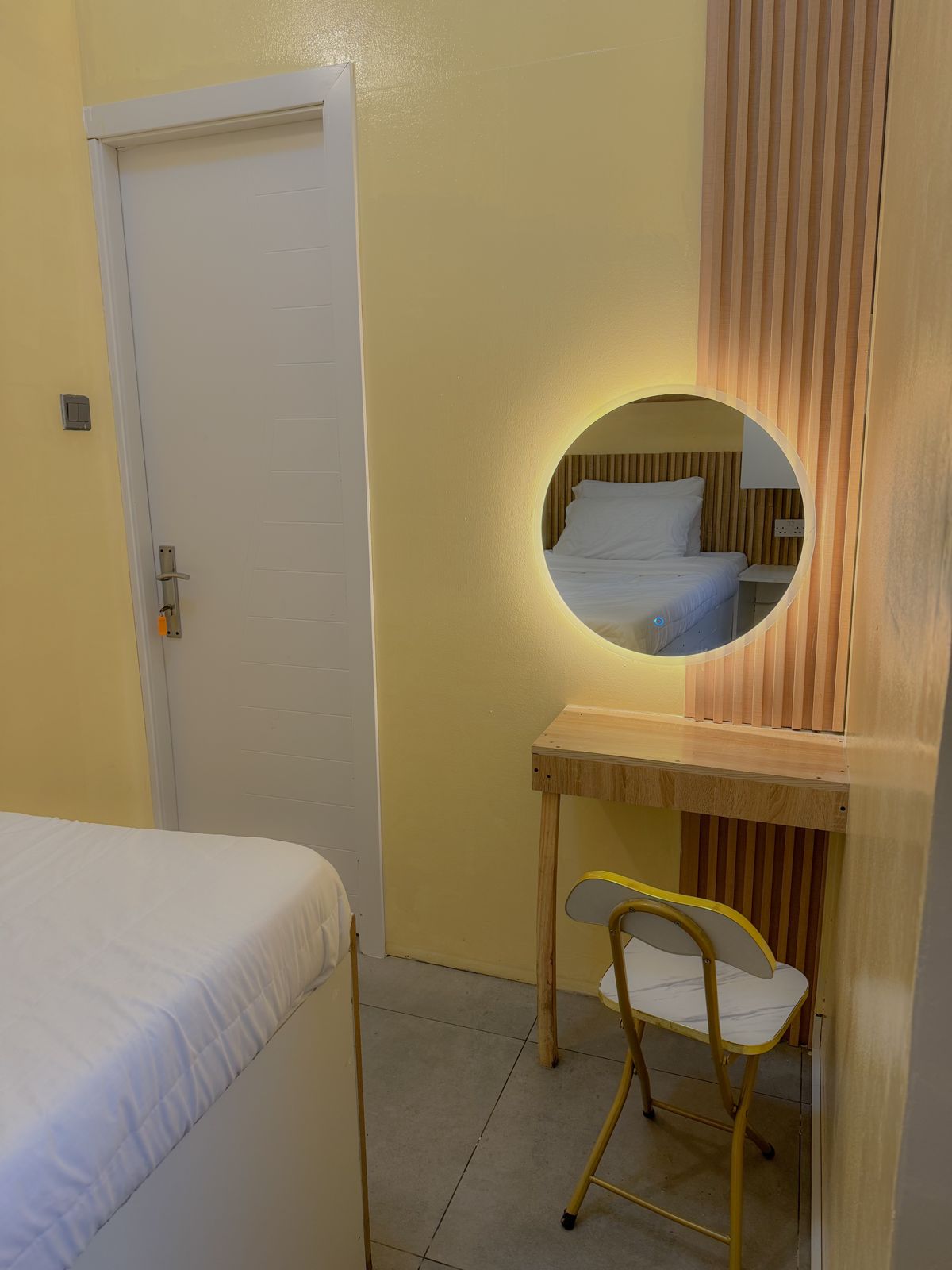 1 BR Apartment | Partition Room 405 PT 6